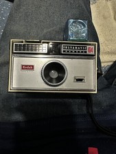 Vintage 1960s Kodak Instamatic 104 Camera With Flash Cube Untested