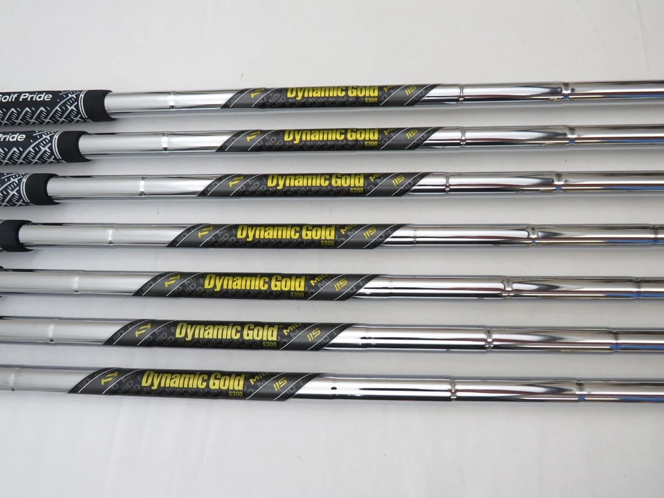 New Wilson Staff Model CB Iron Set 4-PW Dynamic Gold Stiff Flex Steel Shafts** - Image 4 of 4