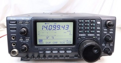 ICOM IC-746 EME Version HF/50/144MHz 100W DSP w/ Auto Tuner Tested