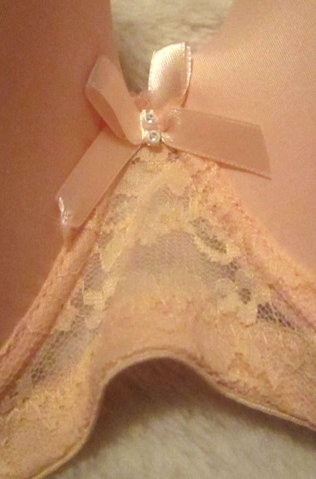 Angelina Peachy Pink Full Coverage Convertible Straps Underwire Bra -Size 42DD - Image 3 of 4