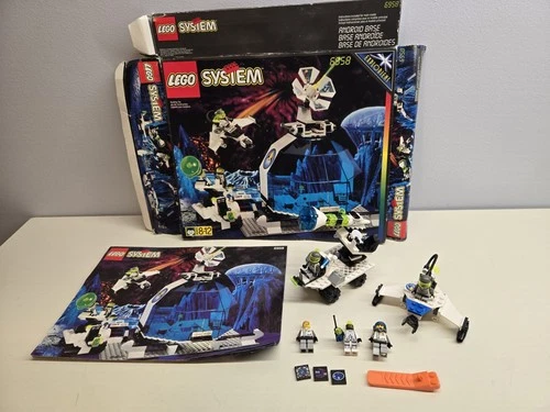 LEGO Systems 6958 Android Base INCOMPLETE Set Space Series 5 minifigs No Base