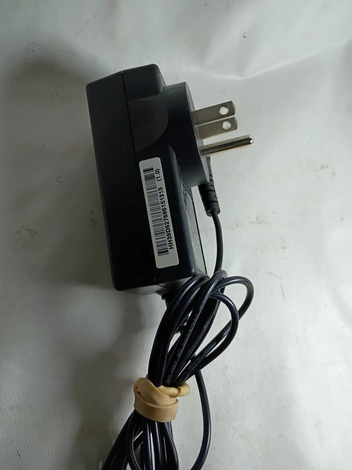 Adaptador de corriente para monitor LG ADS-40FSG-19 19032GPCU-1 EAY62768615 19V 1.3A 24.7W Foto 4 de 4
