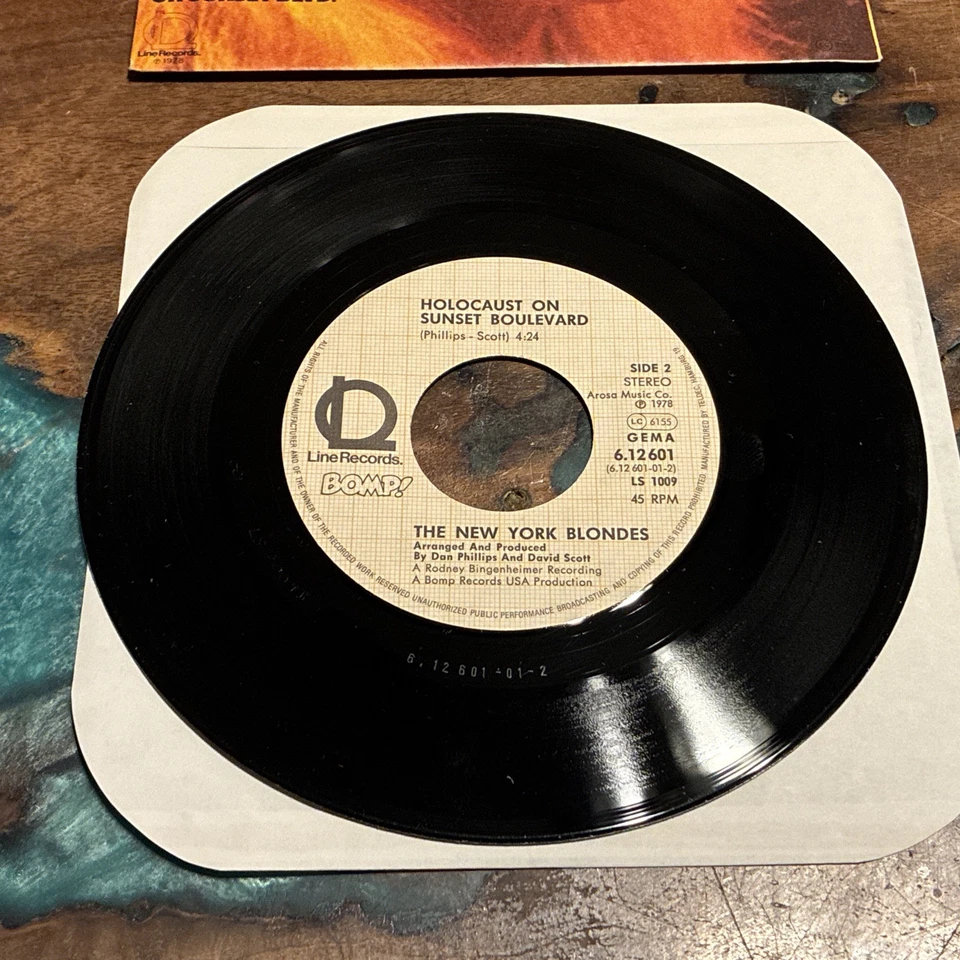 New York Blondes Debbie Harry/ Blondie - Little GTO 7'' Vinyl Germany 45 Vinyl - Image 3 of 4