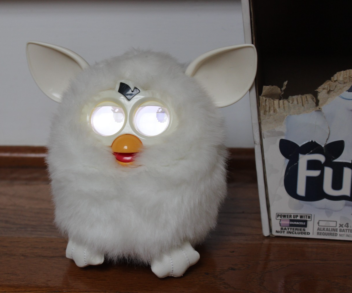 Hasbro 2012 White Furby Rare Collectible Toy Tested/Working with