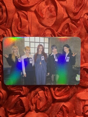 LE SSERAFIM Check Mate KPOP Girl Photo Shiny Card Group Peace Suit