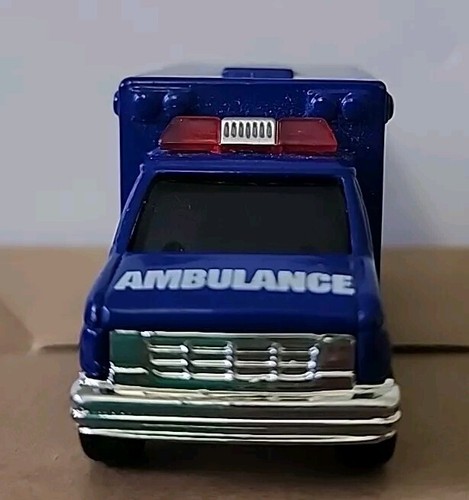 MATCHBOX - RIDGE, NY 1996 BLUE FORD AMBULANCE - LOOSE - Picture 2 of 7