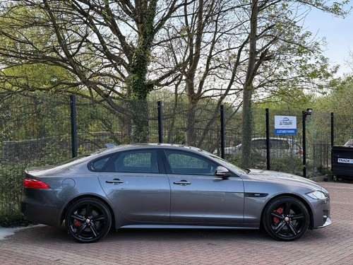 2018 Jaguar XF 2.0d R-Sport Auto Euro 6 (s/s) 4dr SALOON Diesel Automatic - Picture 10 of 20