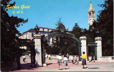 Postcard CA U Cal Berkeley -  Sather Gate with Wheeler Hall and Campanile tower