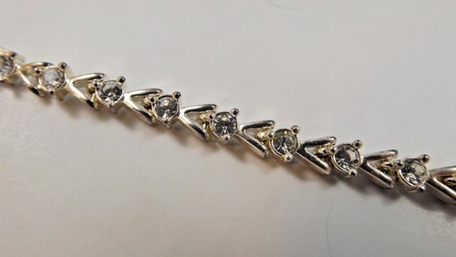 Firmato Avon - Bracciale Tennis con Strass Abbaglianti - Piccolo - Foto 5 di 7