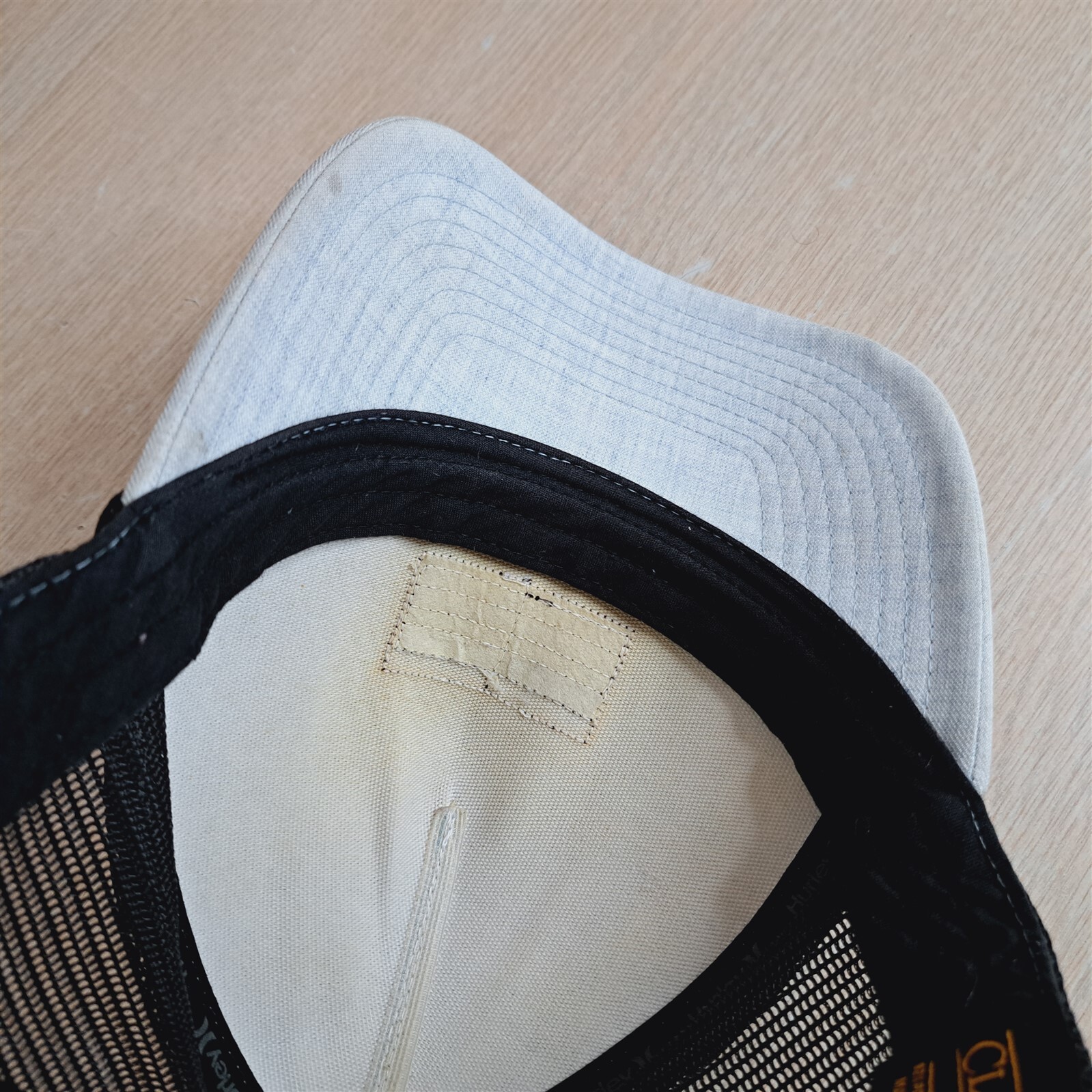 HURLEY LOGO PATCH ADJUSTABLE SNAPBACK TRUCKER/MES… - image 14