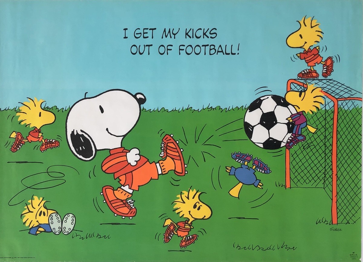 80's Original vintage Snoopy peanuts soccer football sport