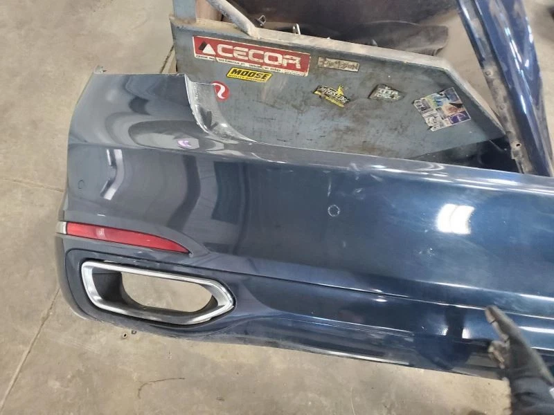 (SOLO RECOGIDA LOCAL) Parachoques trasero asistente de estacionamiento compatible con BMW 750i 1829406 16-19 Foto 3 de 4