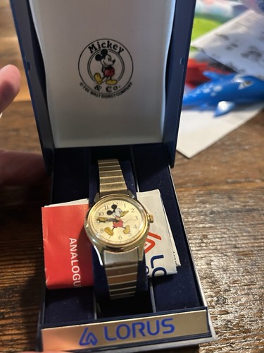 Reloj Lorus Vintage Disney Mickey Mouse Banda Elástica Tono Dorado Leer Descripción