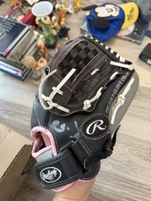 Rawlings WFP115 Right Hand Throw RHT Fast Pitch Softball Glove 11.5"