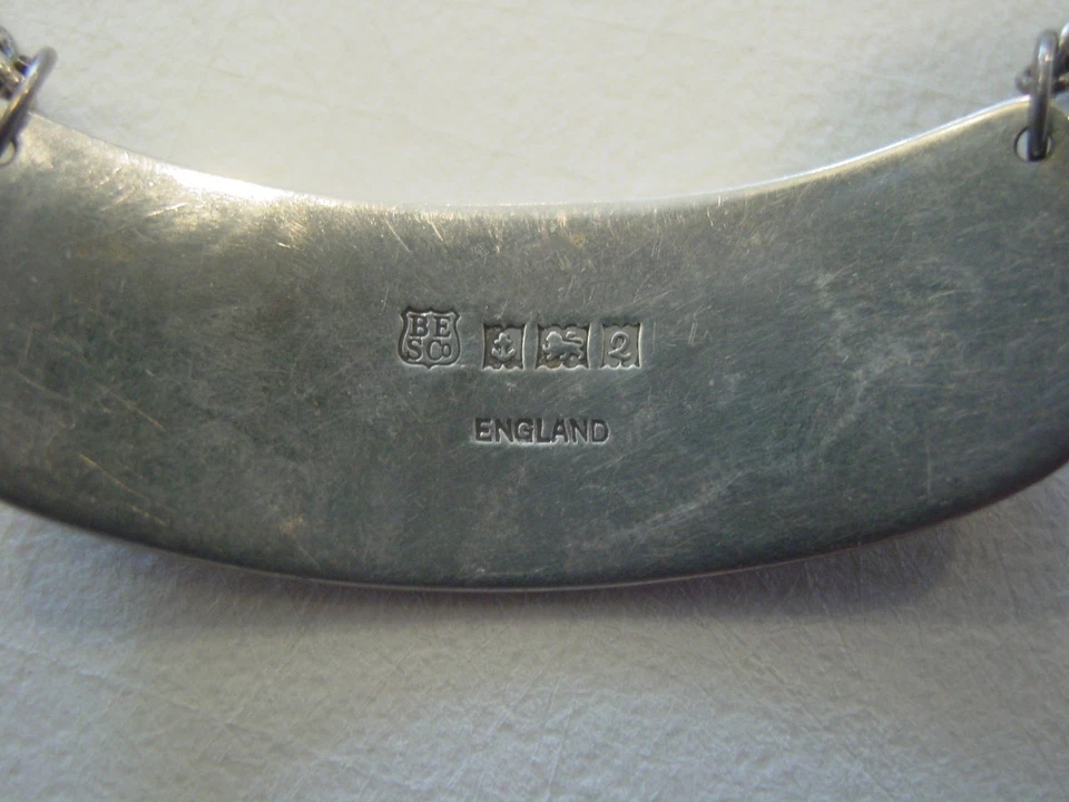 Esmalte fino sobre BRANDY de plata de ley. Barker Ellis Co., Birmingham Reino Unido. 1965. Foto 4 de 4