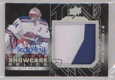 2015-16 UD Black Silver Spectrum /15 Petr Mrazek #RSR-PM Jumbo Patch Auto 1u0