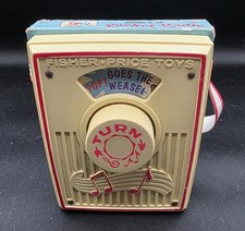 Vintage 1972 Fisher Price Music Box Pocket Radio 775 Pop Goes the Weasel - works