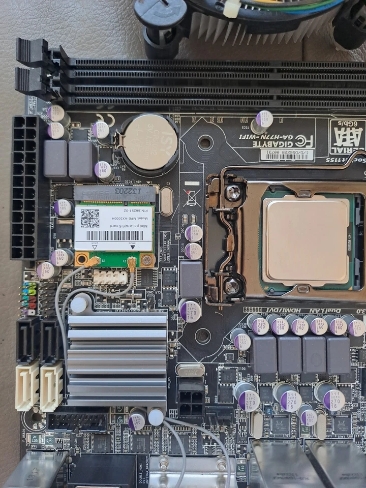 Intel I7 3770 + Gigabyte GH-77N-WIFI Mini ITX Motherboard Socket LGA1155 - Bild 4 von 4