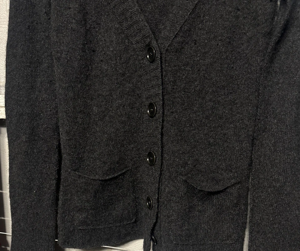 Cárdigan de cachemir para mujer Inhabit gris oscuro prendas de punto de lujo con botones talla S Foto 4 de 4