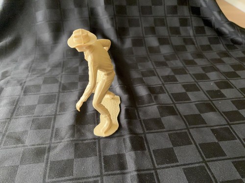 Vintage PLASTIMARX 5.5" Cowboy Gunslinger Set Tan Cream Wild West - Picture 2 of 8