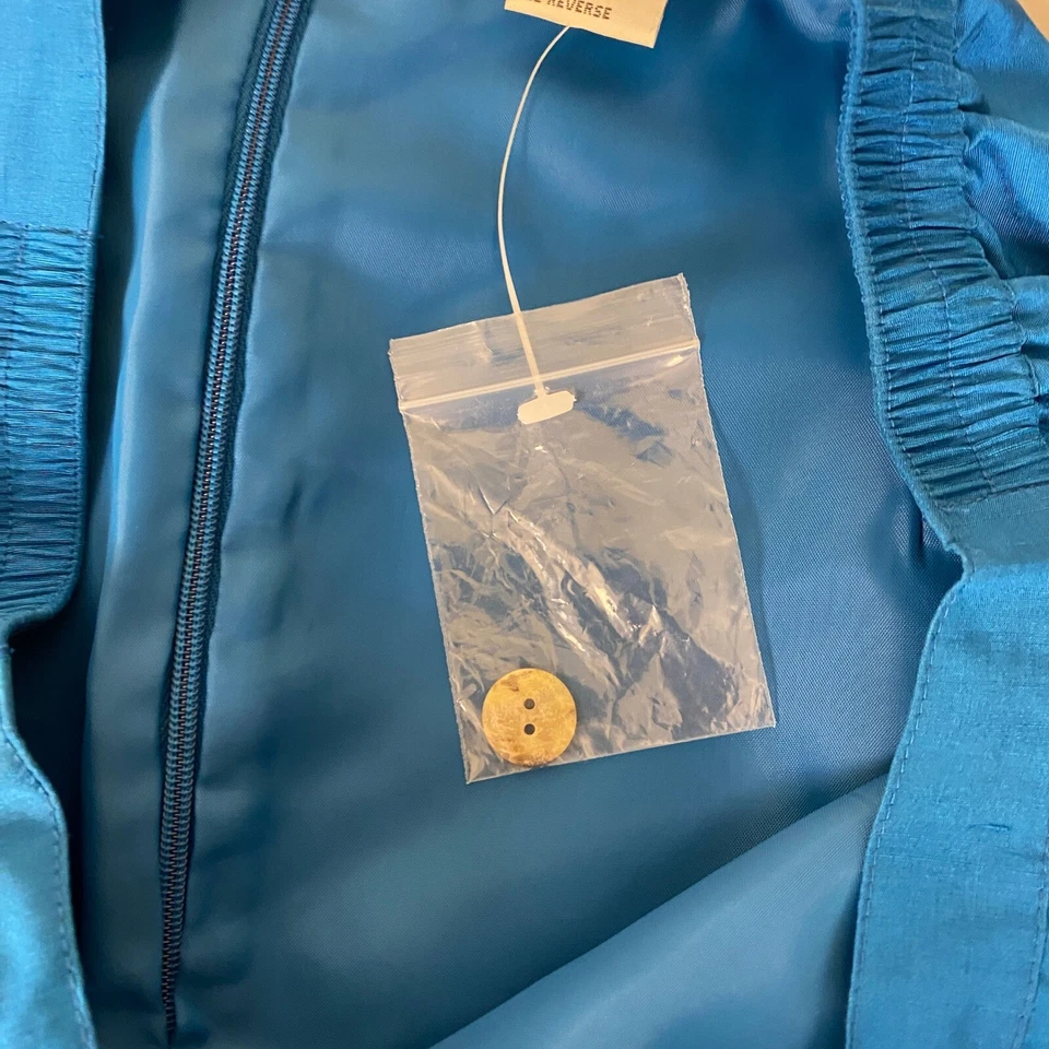 Vintage Cynthia Taylor Silk Skirt Size Large Blue Floral Embroidered A-Line NWT - Image 3 of 4