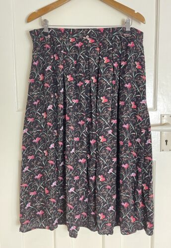 The Edinburgh Collection Woman's Multi-coloured Floral Skirt Size 22 Vintage - Picture 1 of 10