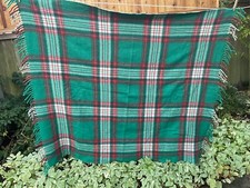 Vintage thick Wool Plaid Blanket Green Fringe Stadium Throw 62"x 51" 5A Robe