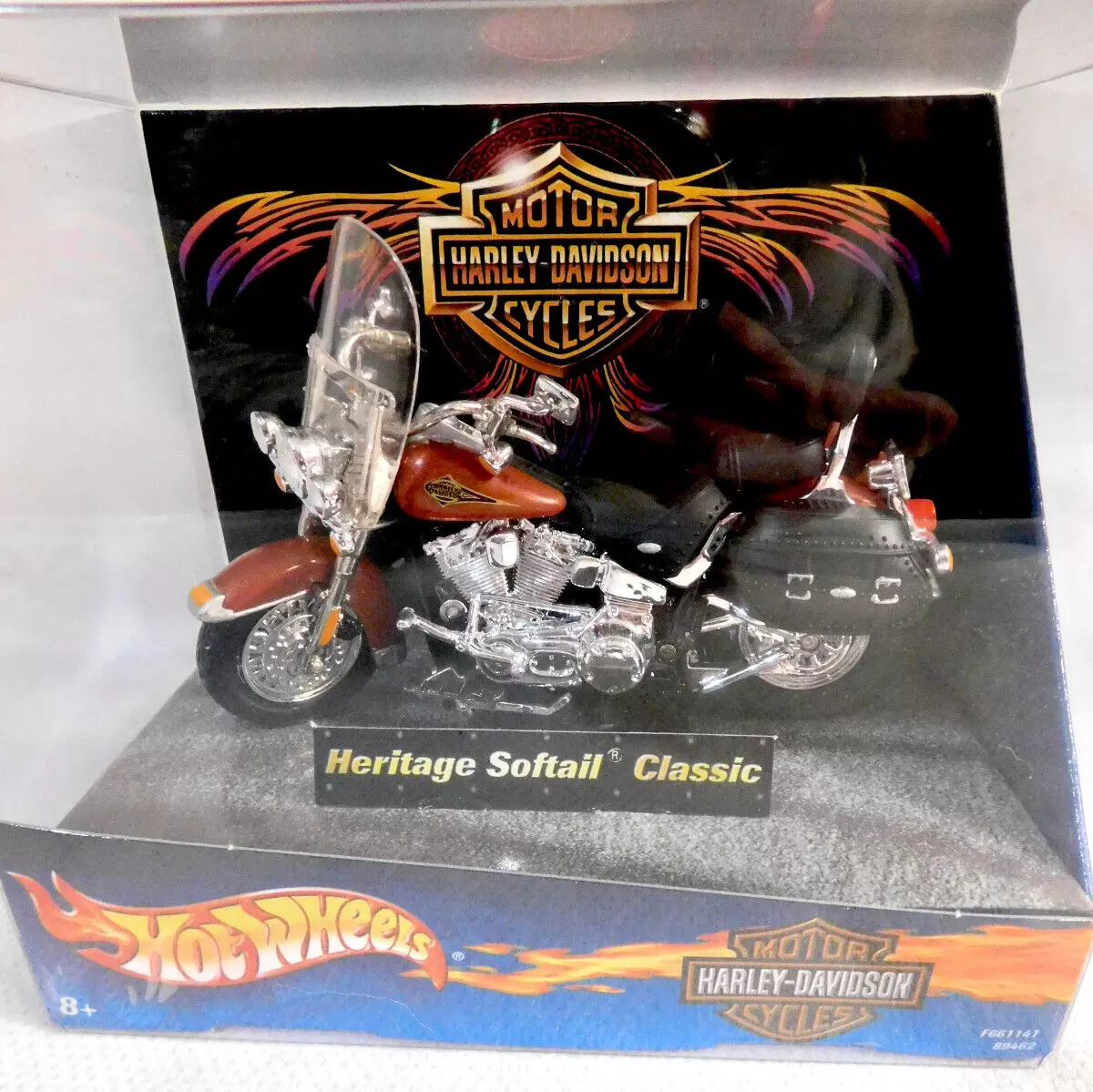 HOT WHEELS 1 18 SCALE HARLEY DAVIDSON HERITAGE SOFTAIL CLASSIC