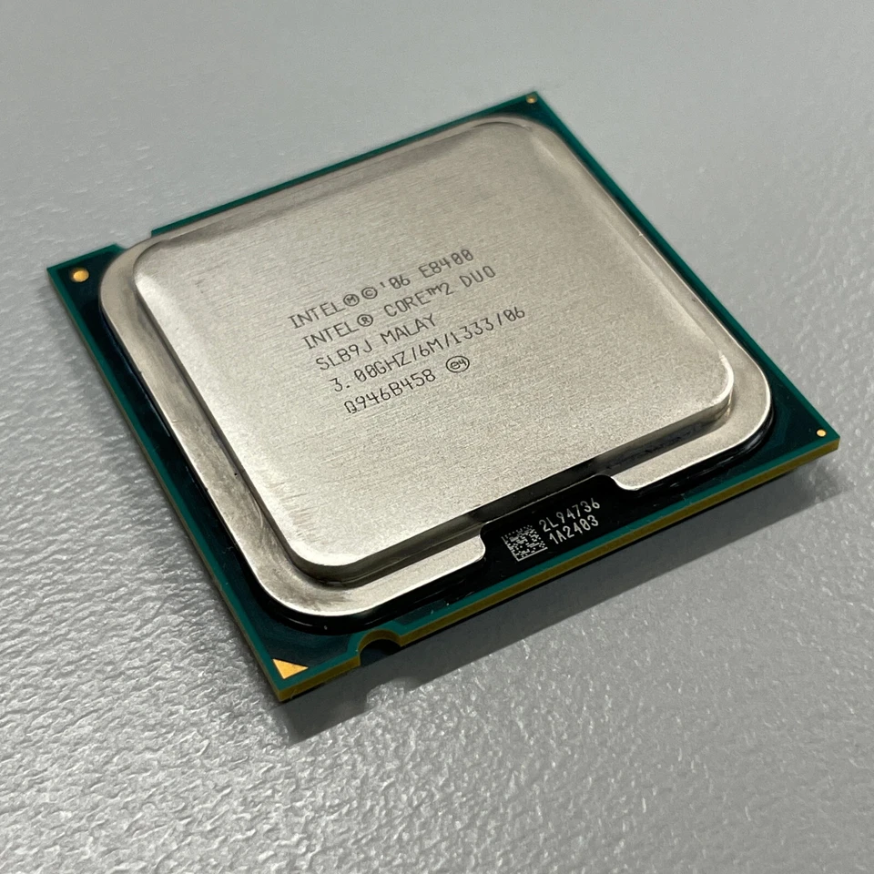 Intel Core 2 Duo E8400 CPU 3.0 GHz 6MB Cache 1333 MHz FSB LGA775 Processor SLB9J - Image 2 of 3