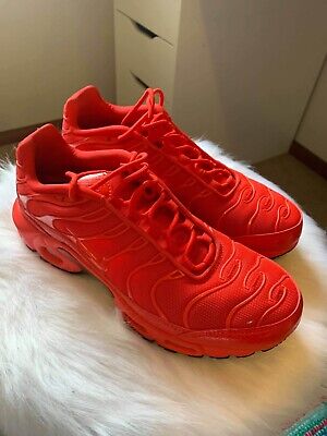 Neon red rare Nike tns.. Excellent used 