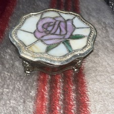 Vintage Jewelery Metal Box