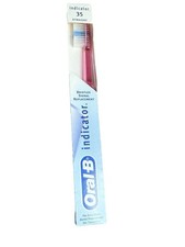 Vintage 1996 Oral B 35 Soft STRAIGHT Toothbrush Indicator Bristles USA