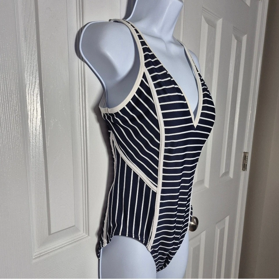 Nuevo con etiquetas Traje de baño Tommy Hilfiger azul marino y blanco a rayas One Peice para mujer 12 Foto 4 de 4