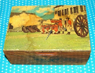 Vtg Antique Wood Picture Box Old Fort Niagara New York 5 ¾  x 4  Trinket Dresser
