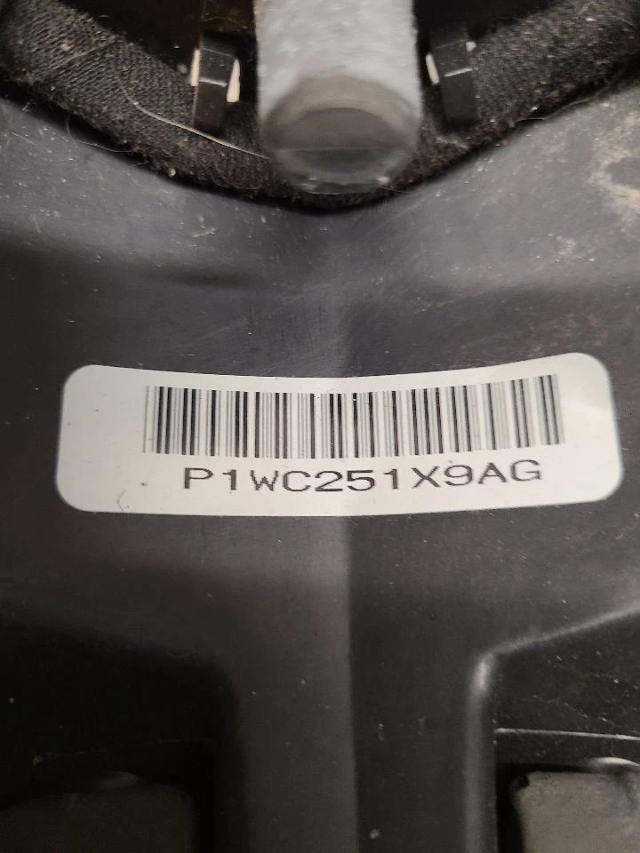 Dodge Grand Caravan 2018 volante de cuero negro con controles 5SD98DX9AA Foto 4 de 4