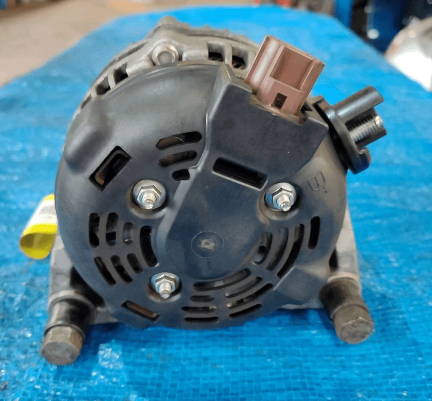 1708322 Alternatore  FORD FOCUS C-MAX (CAP) 1.6 TDCi Mnv 5p/d/1560cc - Immagine 4 di 4