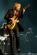 TOM PETTY AND THE HEARTBREAKERS IN CONCERT LONDON 24X36 POSTER