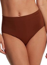 Le Mystere Seamless Comfort Brief Panty Cappuccino Brown Large