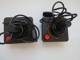 Atari 7800 Console with 2 Controllers  Power Supply - no cables - untested