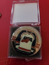 Collectors Edition USA 2002 The Hockey News Coin