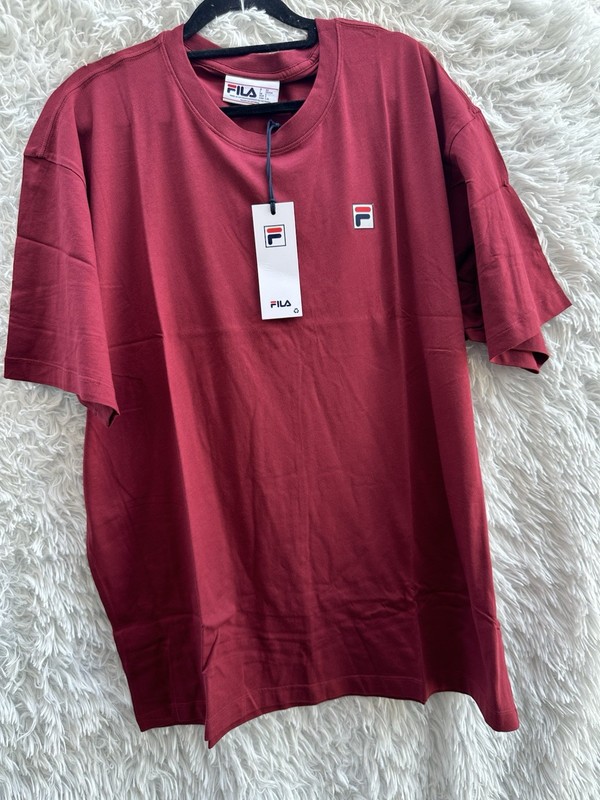 New Fila Short Sleeve T-Shirt Front Logo Size Large