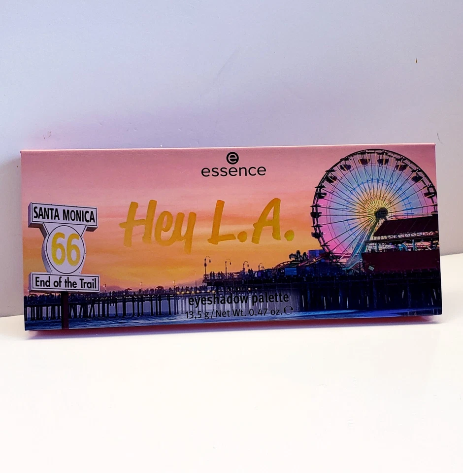 Essence HEY L.A. Eyeshadow Palette with Mirror, 0.47 oz(13,5 g) - Image 4 of 4