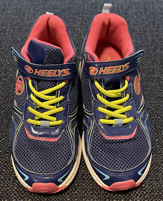 Heelys Youth Size Women Size Skate Shoes With Wheels Blue Dark Pink 