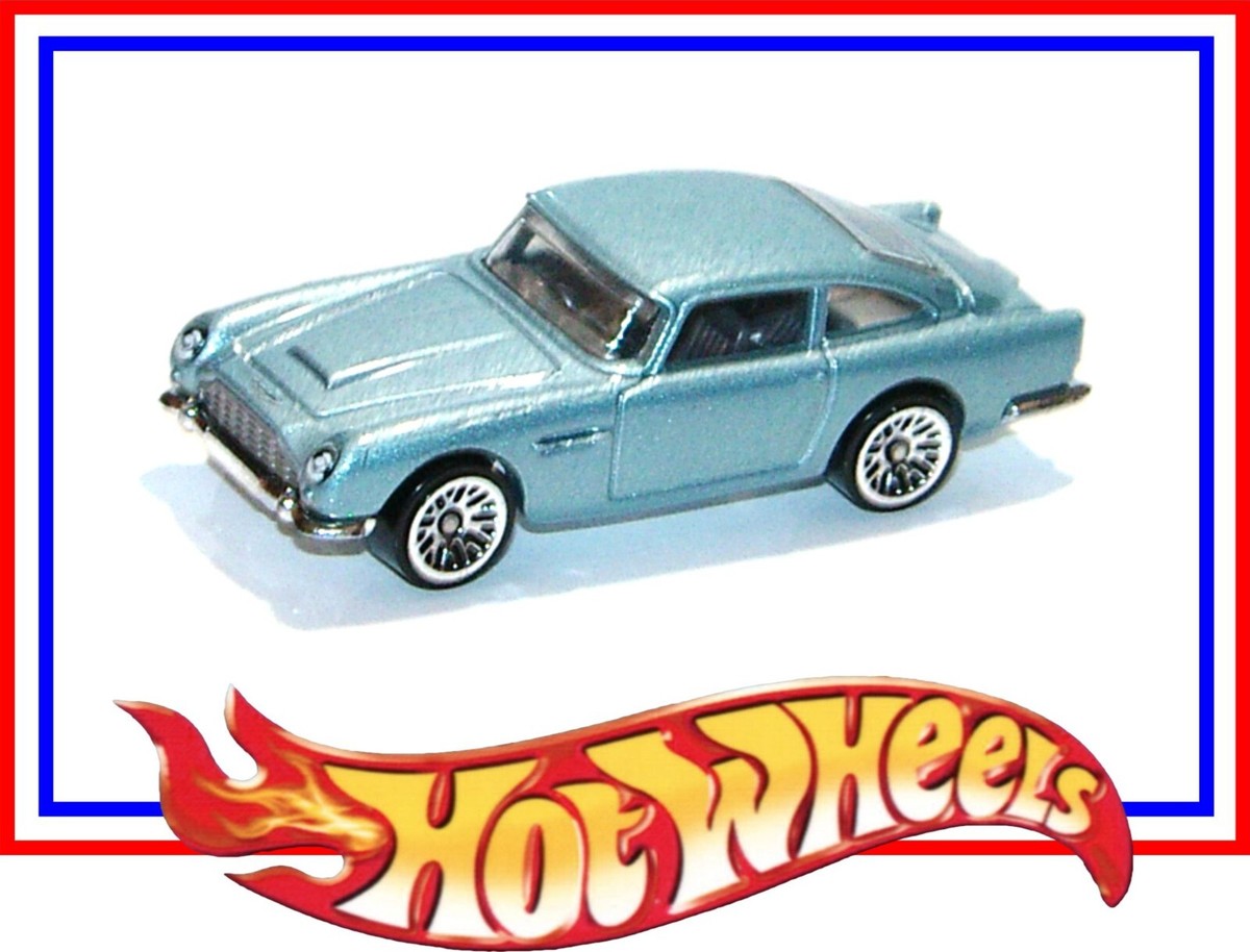 新品12個セットホットウィールベーシックカーアストンマーティン 1963 DB5 Amazon.com: Hot Wheels Aston Martin 1963 DB5, HW Workshop