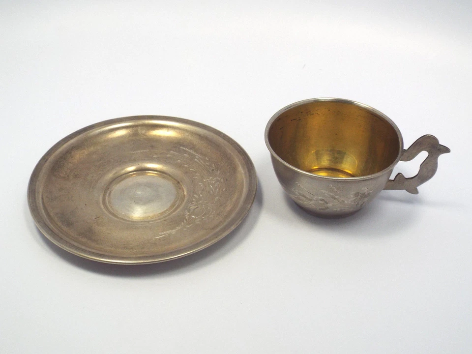 Taza de té y platillo de diseño floral grabado dorado plata 875 ruso de colección, post 1958 Foto 3 de 4