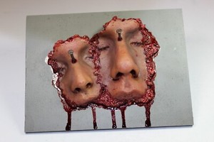 PARTIAL FACE NOSE WITH LIDS  & LIP ON WOODEN PLAQUE HORROR HALLOWEEN PROP