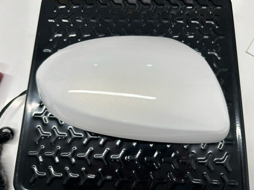 2010-2013 Mazda 2, 3 Passenger Side View Mirror Cover White Pearl OEM NEW - Bild 2 von 2