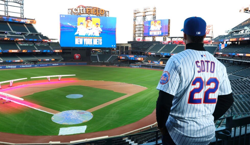 Nike New York Mets Juan Soto #22 Pinstripe with Patch Baseball