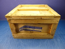 RFT  "  LADEGERÄT  LGT 7  "  FÜR DAS FUNKSPRECHGERÄT UFT435. NEU.