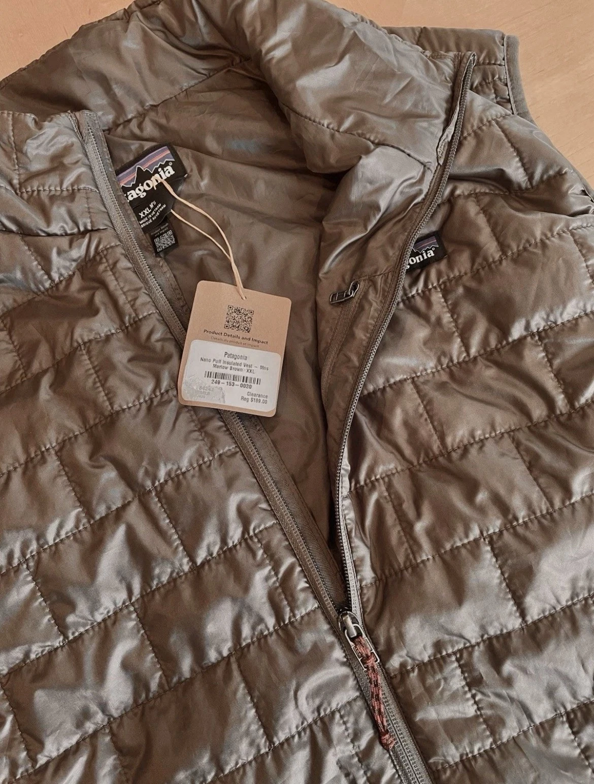 (2025) PATAGONIA Men Nano Puff Vest Jacket—“MARLOW BROWN”—(2XL)—NEW!